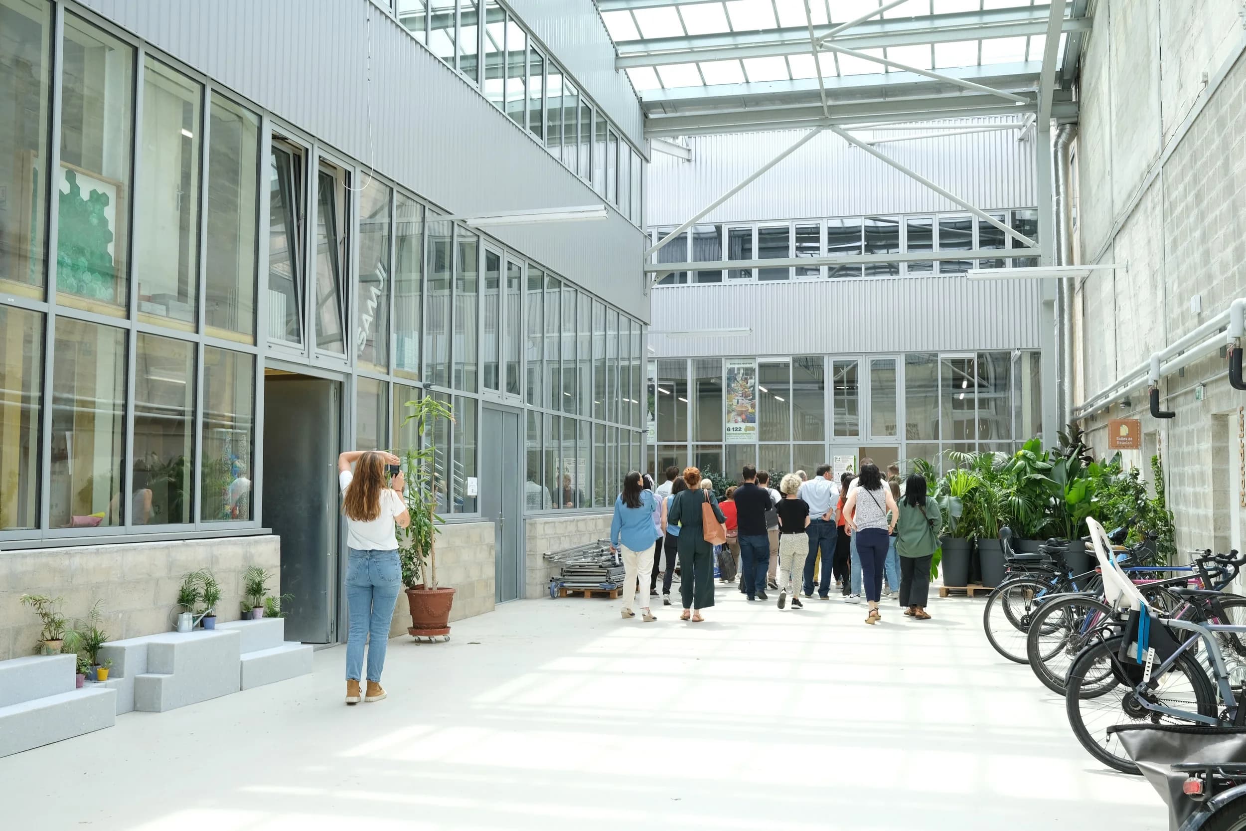 Local associatif / commercial écoresponsable- Rue Denis Papin — photo 1