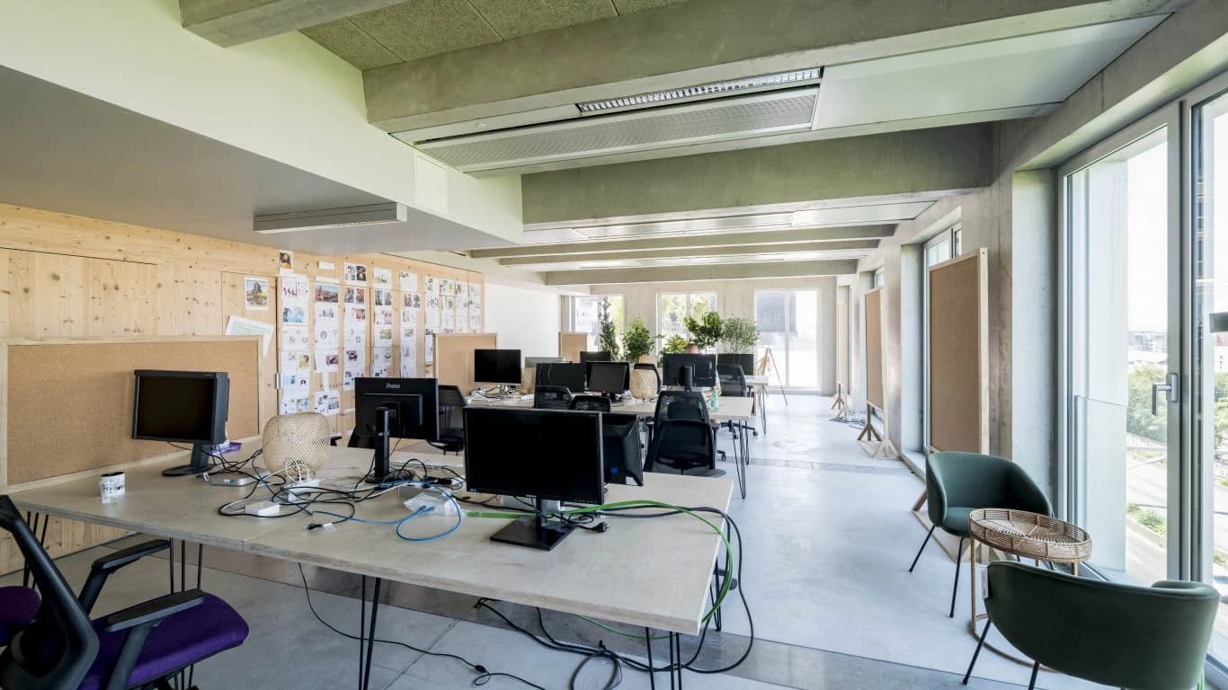 Espaces de travail neufs - Rue Maurice Grimaud — miniature 2