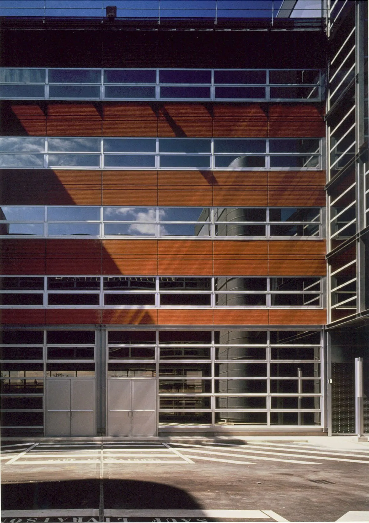 Ateliers industriels - Rue d’Aubervilliers — miniature 3