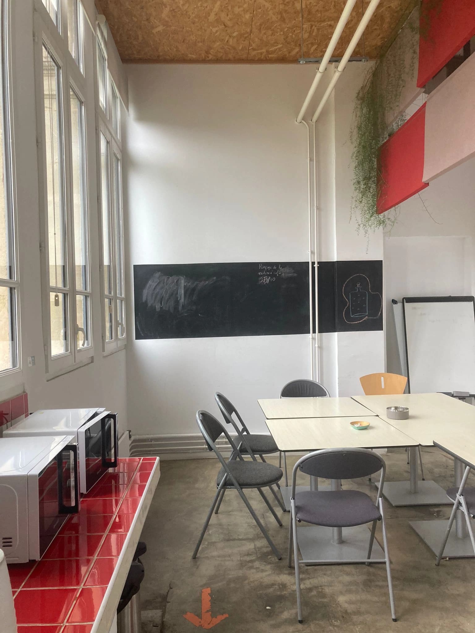 Espaces de bureaux - All. des Parfumeurs — miniature 3